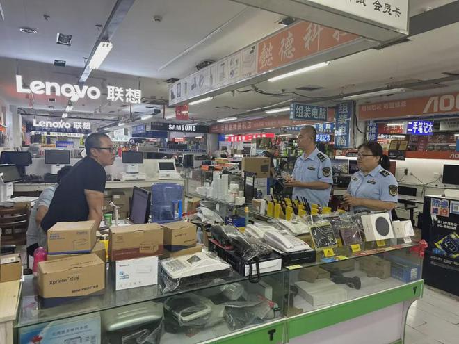 濱城區(qū)市場(chǎng)監(jiān)管局開(kāi)展文具用品質(zhì)量安全及涉考作弊器材專項(xiàng)監(jiān)督檢查行動(dòng)